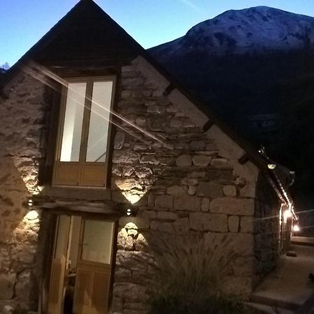 Vila Superbe Grange Renovee Grust Exteriér fotografie