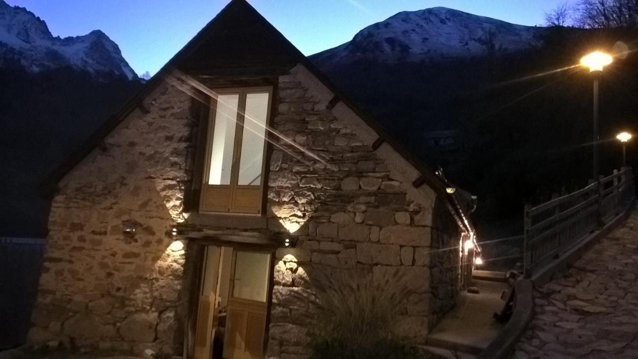 Vila Superbe Grange Renovee Grust Exteriér fotografie
