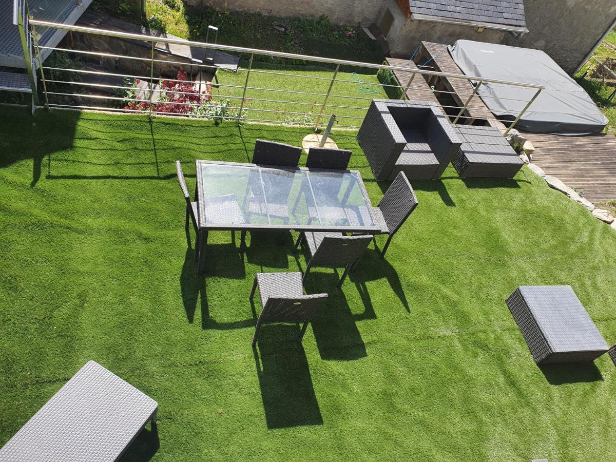 Vila Superbe Grange Renovee Grust Exteriér fotografie
